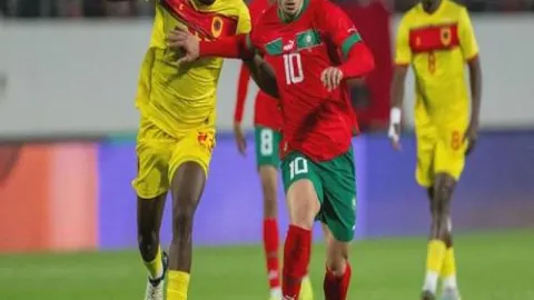 “新加坡乒乓球赛女子单打：蒯曼晋级16强”